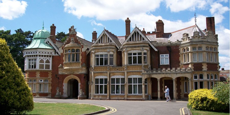 1800px-bletchley_park